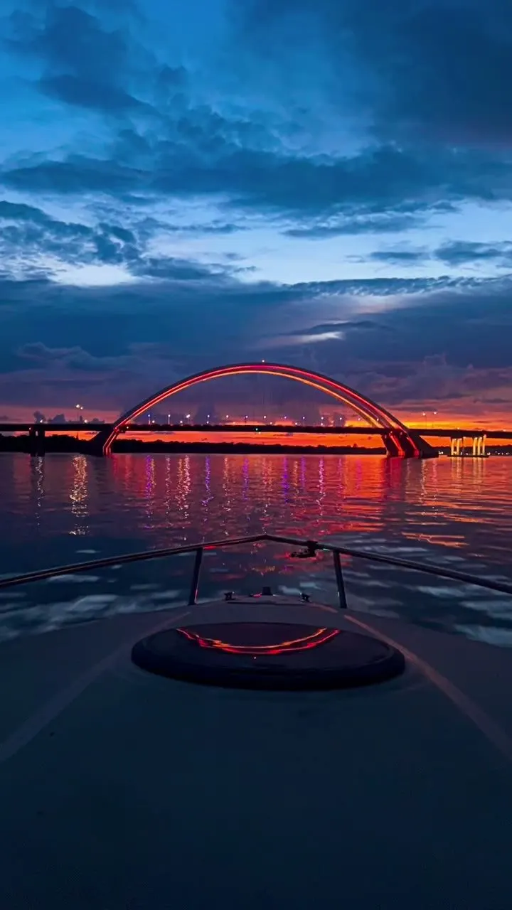 I-74 bridge at dusk over the Mississippi